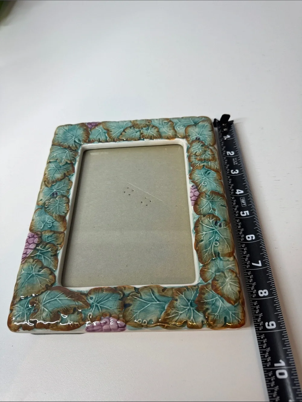 Terragrafics Ceramic Grapevine Picture Frame – Vintage Tabletop Decor